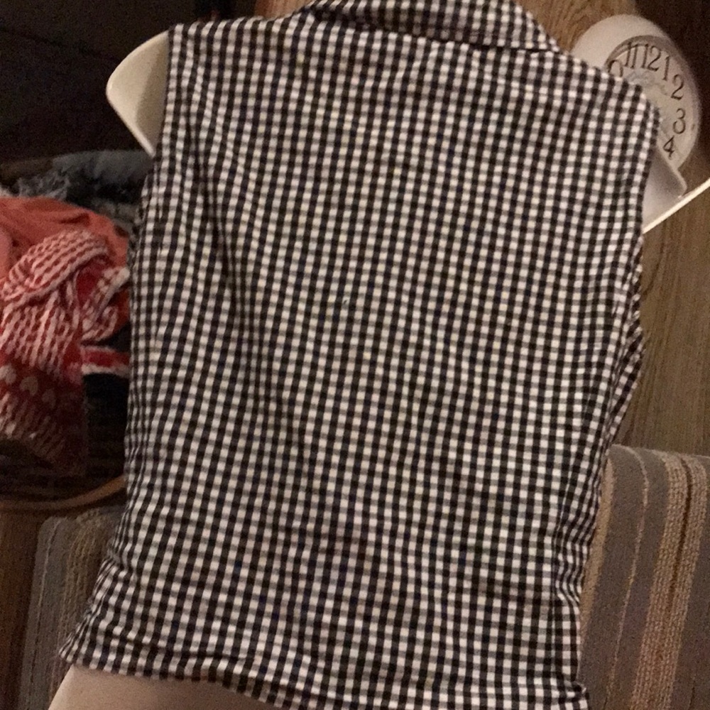 Top - Picture 2 of 4